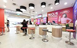 Lucky Plaza (D9), Retail #474235371